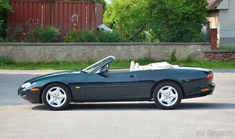 Jaguar XK8 - 4