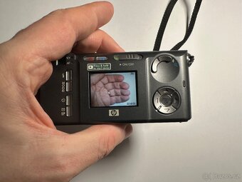HP Photosmart M415 - 4