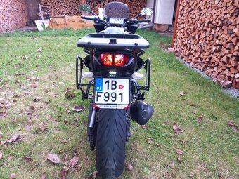 Yamaha fz8 - 4