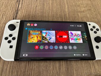 Nintendo Switch - 4