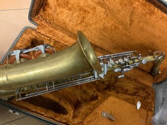 Saxofon AMATI - 4