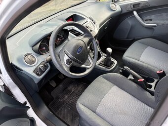 Ford Fiesta 5 dveř 1.25 benzín,2010,Klimatronic, 2 sady kol - 4
