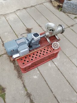 Elektrický Mlýnek na maso 32 - 4