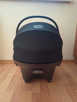 Autosedačka Cybex Aton M + Cybex Base M - 4
