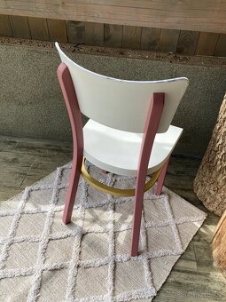 Židle z cukrové pastelky - 4