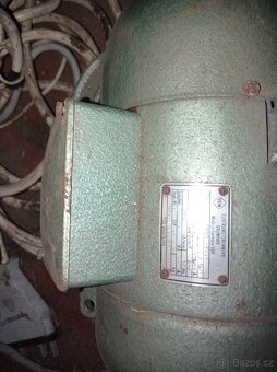 Prodam funkční motory k šicím strojum Minerva - 4