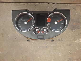 Budíky přístrojová deska Audi TT - 4