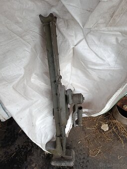 Hřebenový zvedák Brano 5t - 4