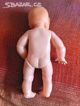 Retro panenka - plačící - 4