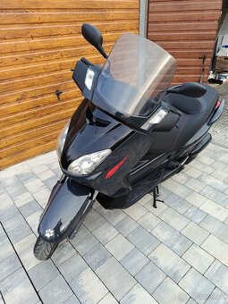 Yamaha xmax 125 - 4