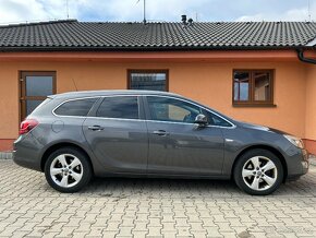 Opel Astra Sports Tourer 2.0 CDTI 121 kw, automat - 4