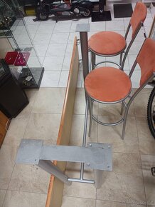 Barový stůl, 2 barové židle, ruční práce na míru - 4