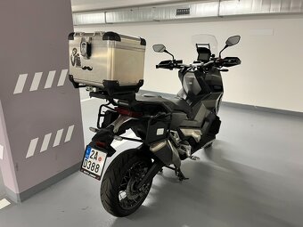 HONDA X-ADV 75O - 4