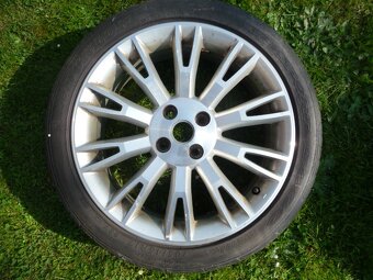 Prodám alu kola originál Fiat Grandepunto - 4