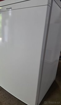 Lednice s mrazákem Miele - 4