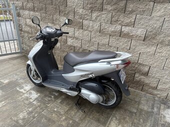 Honda dylan 125 2003 - 4