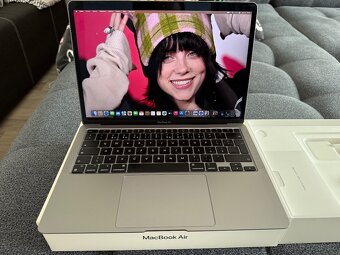 APPLE MACBOOK AIR 2020 M1. TOP STAV. ZÁRUKA. - 4