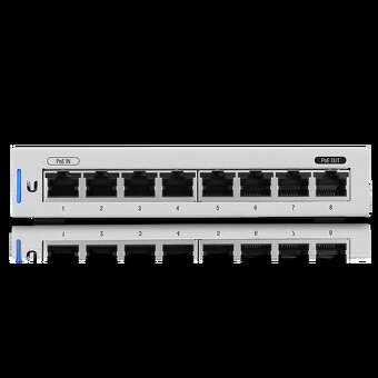 Ubiquiti Unifi switch US-8 - 4