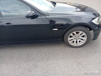 Díly z vozu BMW e90 - 4