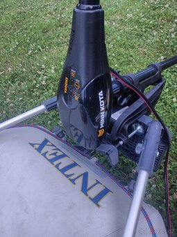 Prodám člun SeeHawk s el. motorem - 4