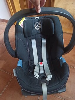 Autosedačka Cybex Aton 5 se základnou - 4