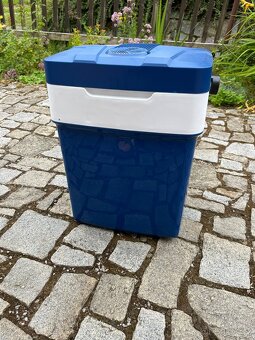 Chladicí box do auta 29L - 4
