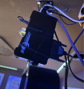 Prodám 4x laser Beamz pandora 1600+ 4x převodník Laserworld - 4