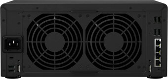 NAS Synology DS1813+ – 8× 3TB WD Red (24 TB, rozšiřitelné až - 4