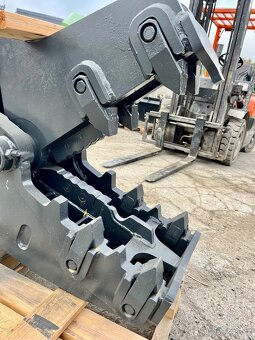 Demoliční, vydrcovací nůžky na bagr 6-10t - 4