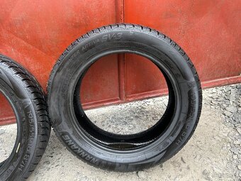 Prodám gumy 195/55/16 Nokian - 4