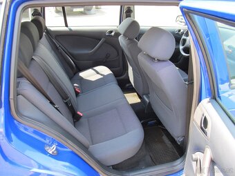 Škoda Octavia 1.6 i combi ČR 1.maj - 4