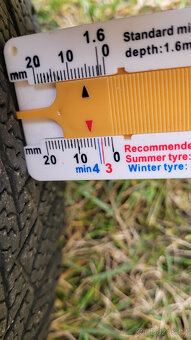 4x zimní pneu Nexen Winguard 185/60 R15 84H + disky ET38 - 4