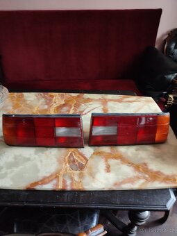 Zadní světla BMW3 E30 - 4