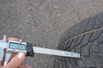 2ks zimní pneu Hankook 285/45/20 112V - 4