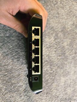 TP-Link TL-SG1005D – 5portový gigabitový switch - 4