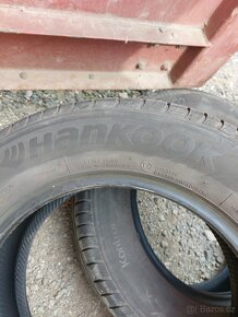Prodám 2ks letních pneu Hankook 195/65 R15 - 4