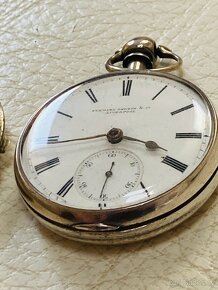 Masivní stříbrné britské hodinky Stewart Daw, Hmotnost 120 g - 4
