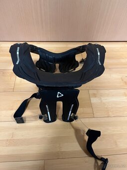 Chránic Krku Leatt 4.5 - 4