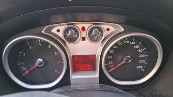 Focus 1.6 benzín combi - 4