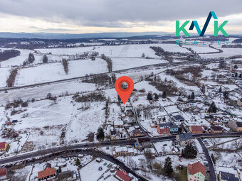 Stavební pozemek, 851 m2, elektřina, voda, kanalizace na hra - 4