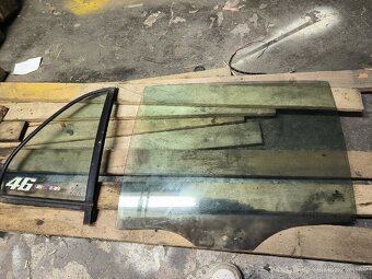 Právě zadní okno Fabia I malé - 4