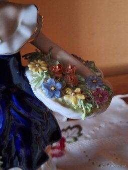 ZAHRADNICE porc.soška ROYAL DUX CHECHOSLOVAKIA VÝŠ.27CM - 4