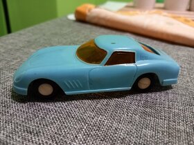 Prodám starý model autíčka Ferari Igra - 4