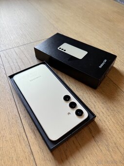 Samsung Galaxy S24 128GB žlutý - 4