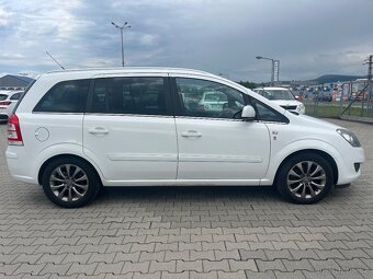 Opel Zafira B 2.2i -7MÍST - 4