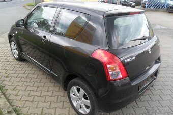 Suzuki Swift 1.3i/68kw, r. 2009, najeto 154.035 km - 4