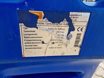 Převozní kanystr AdBlue Trolley 60l - 4