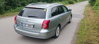 Prodám Toyota Avensis 1.8Vti combi LPG nová STK - 4