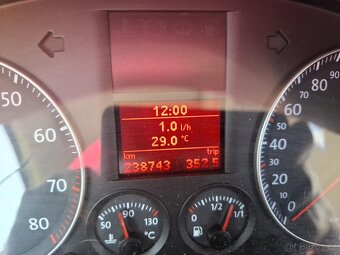 Vw touran - 4