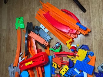 Prodám Hot Wheels - více sad - 4